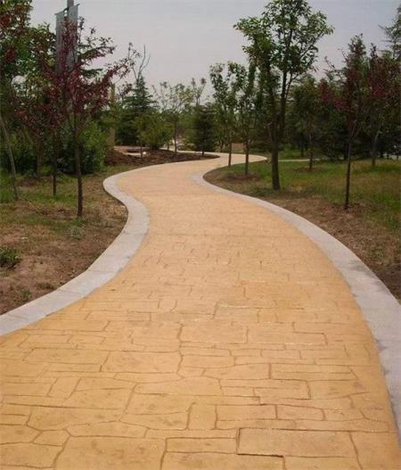 压花地坪怎么做的